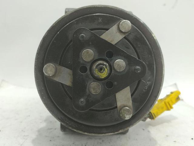 Acoplamento (bobina magnética) do compressor de aparelho de ar condicionado Peugeot 807 E