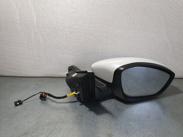 PEUGEOT 98271325XT Правое зеркало в наличии Черновцы