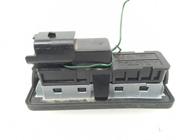 9827560380 PEUGEOT Кнопка привода замка багажника купить в Кривой Рог