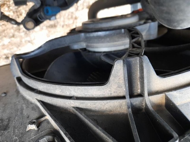 PEUGEOT 9829774580 Диффузор радиатора охлаждения, в сборе с мотором и крыльчаткой в наличии Сумы