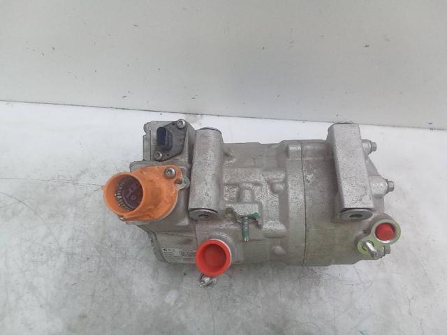 Compressor de aparelho de ar condicionado 9831370080 Peugeot/Citroen