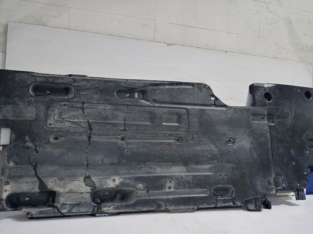 9836008080 PEUGEOT Защита днища правая купить в Киев