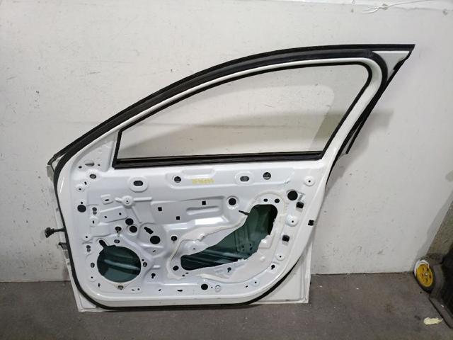 PEUGEOT 9837981680 Дверь передняя правая в наличии Украина