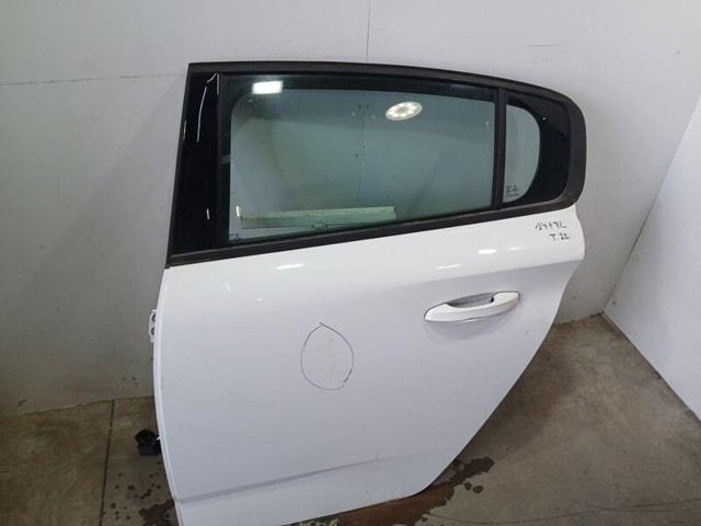 9837983080 PEUGEOT Дверь задняя левая купить в Николаев