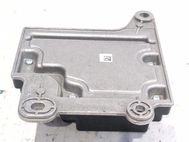 985105619R RENAULT купить в Винница
