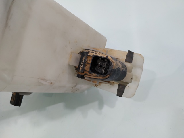 98610J7000 HYUNDAI Бачок омывателя купить в Полтава