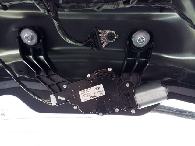Motor traseiro limpo para kia sportage (sl) (2010-...) 1.7 crdi d4fd 987003W000