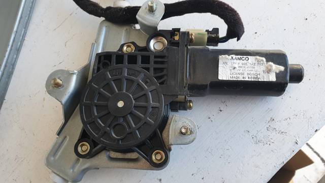 9881025100 HYUNDAI Мотор стеклоподъемника двери передней левой купить в Черновцы