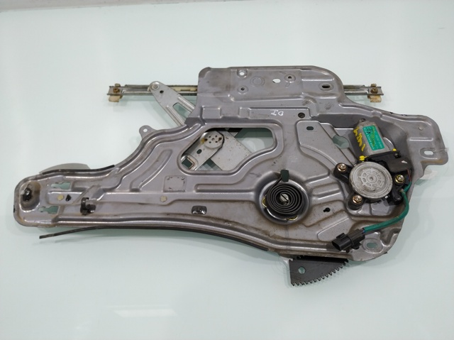 HYUNDAI 9881026100 Мотор стеклоподъемника двери передней левой в наличии Тернополь