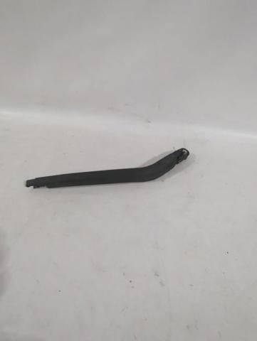 988151J001 HYUNDAI Рычаг-поводок стеклоочистителя заднего стекла купить в Тернополь