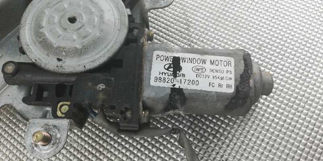 HYUNDAI 9882017200 Мотор стеклоподъемника двери задней правой в наличии Днепр