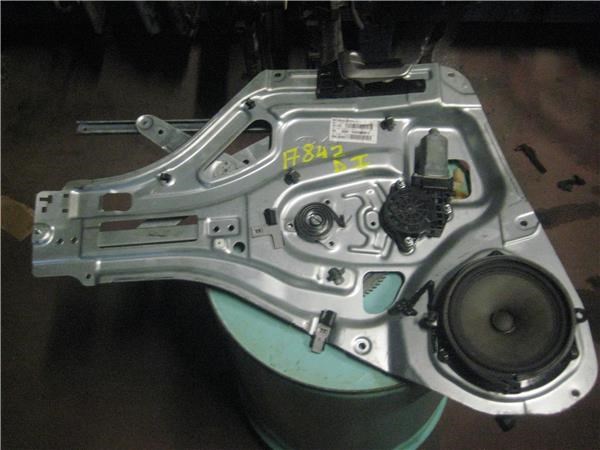 Motor de acionamento de vidro da porta dianteira direita 988201F100 Hyundai/Kia