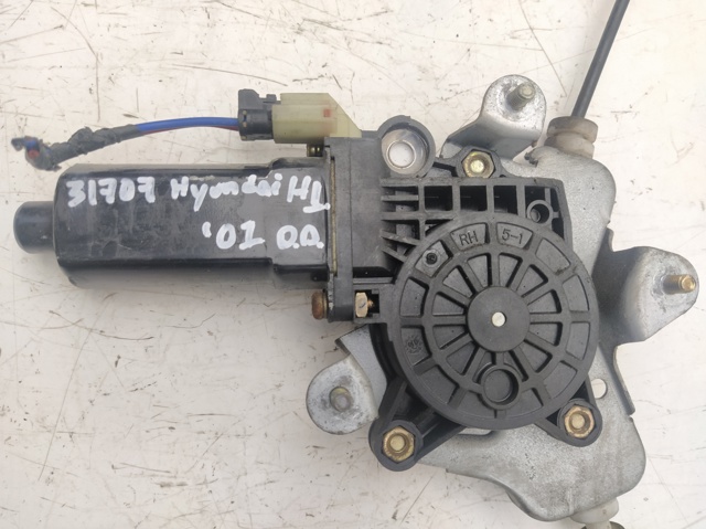 HYUNDAI 9882029000 Мотор стеклоподъемника двери передней правой в наличии Ровно