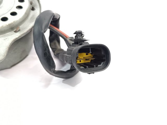 989775F PEUGEOT купить в Львов