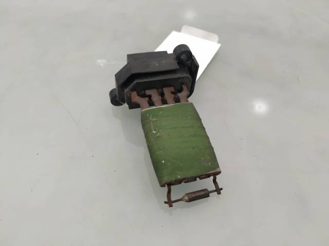 98VW18B647AB Резистор печки купить Житомир
