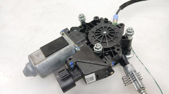 99654207604 PORSCHE Стеклоподъемник передней правой двери купить в Кривой Рог