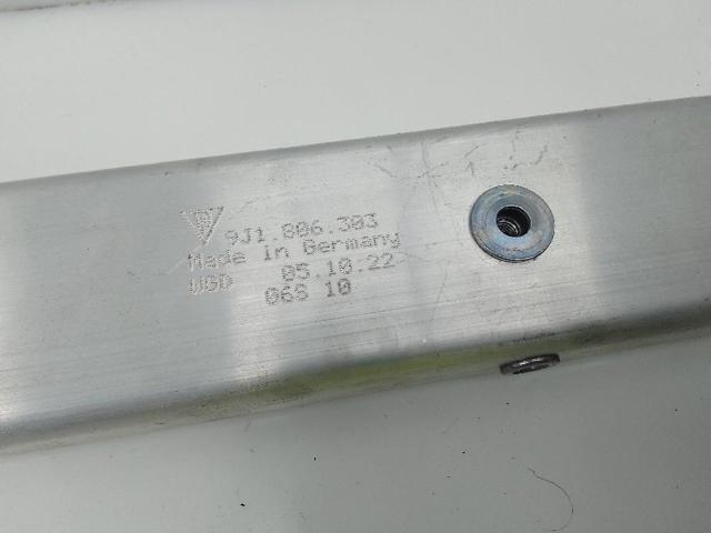 PORSCHE 9J1806303 Усилитель перегородки моторного отсека в наличии Одесса