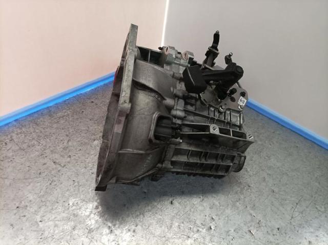 9M5R7002YB КПП купить Львов