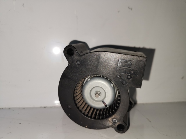 VAG 9MN01118403 в наличии Ровно