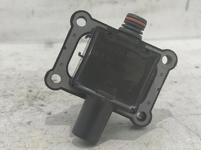 Bobina de ignição A0001587503 MERCEDES