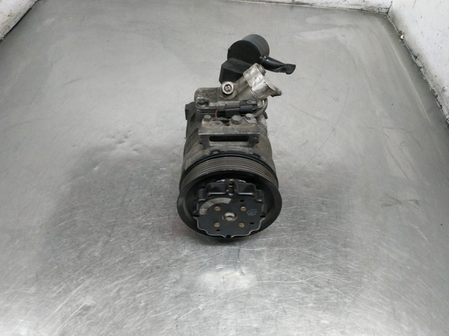 Compressor de aparelho de ar condicionado A0002306211 Mercedes