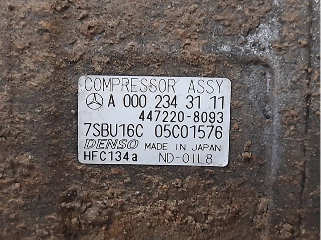 Compressor de ar condicionado para Mercedes-Benz Mercedes Sprinter 02.00 -> open box 413 cdi (904.612-613) / 03.99 - 12.06 611981 A0002343111