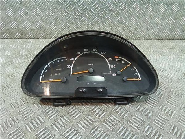MERCEDES A0004466921 Панель приборов в наличии Одесса