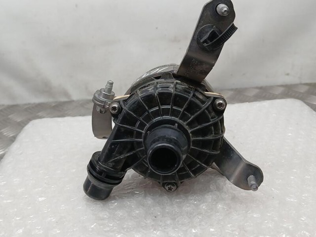 MERCEDES A0005003800 Помпа водяная (насос) охлаждения, дополнительный электрический в наличии Львов