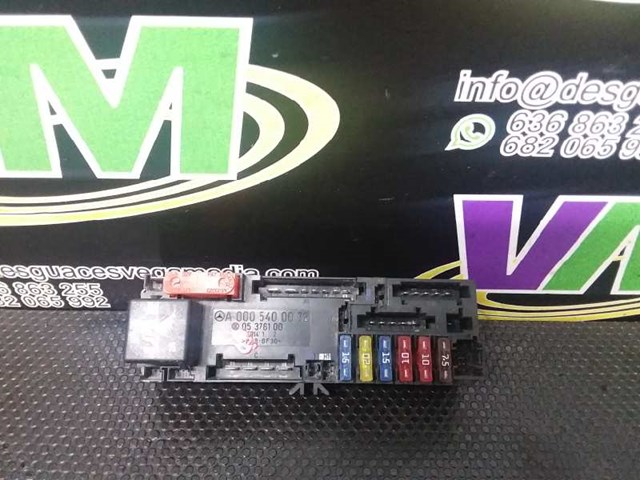 Unidade de dispositivos de segurança Mercedes E S210