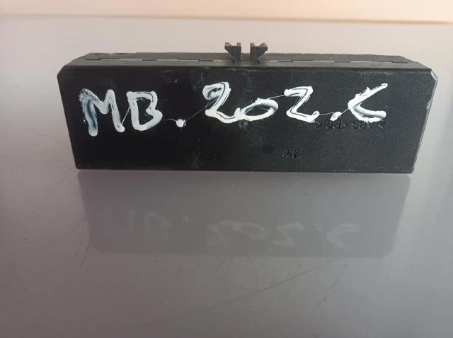 Unidade de dispositivos de segurança Mercedes E S210