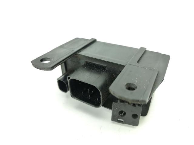 MERCEDES A0005453516 Реле свечей накала в наличии Чернигов