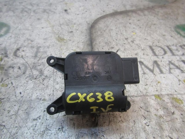 A0008206008 MERCEDES Мотор заслонки рециркуляции воздуха купить в Запорожье