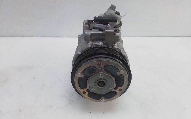 Compressor de aparelho de ar condicionado A0008303104 MERCEDES