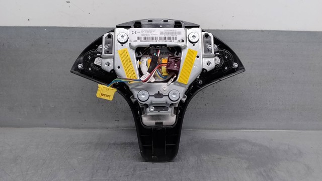 MERCEDES A0008605702 Подушка безопасности (AIRBAG) водительская в наличии Черновцы