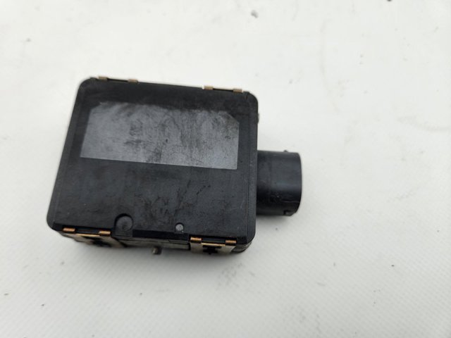 A0009052616 MERCEDES Радарный датчик дистанции купить в Киев