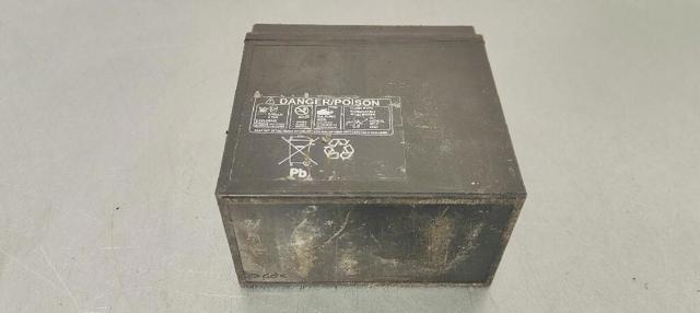 A0009829308 MERCEDES Аккумулятор купить в Львов