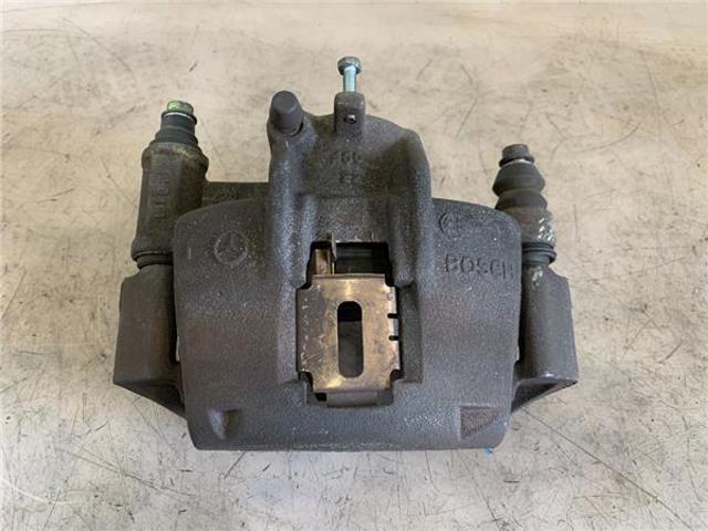 MERCEDES A0014206283 Суппорт тормозной передний правый в наличии Ирпень