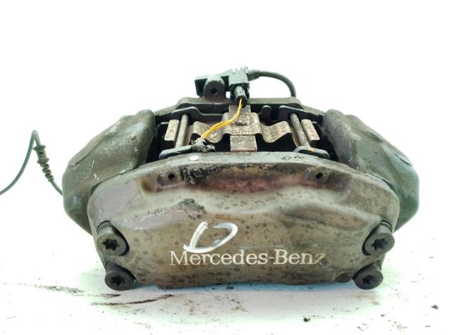 MERCEDES A0024202483 Суппорт тормозной передний правый в наличии Львов