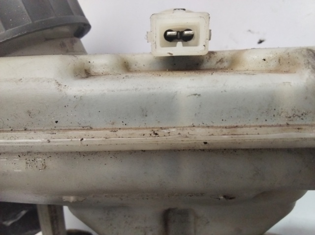 A0024312802 MERCEDES Бачок тормозной купить в Николаев