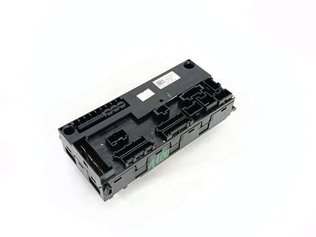 MERCEDES A0025451901 Блок предохранителей в наличии Николаев