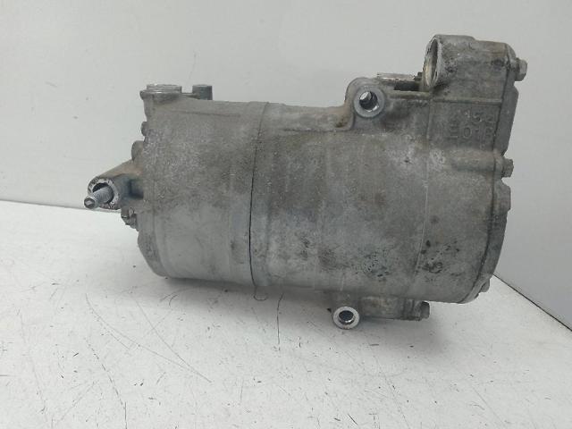 Compressor de aparelho de ar condicionado A0032305111 Mercedes