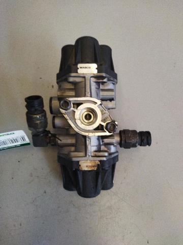 MERCEDES A0034316806 Клапан ограничения давления пневмосистемы в наличии Киев