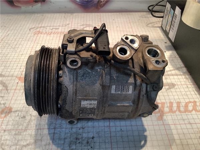 Compressor de aparelho de ar condicionado A0038302060 MERCEDES