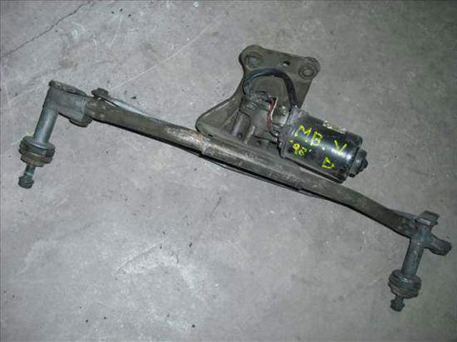 MERCEDES 0058207842 Мотор дворников в наличии Ужгород