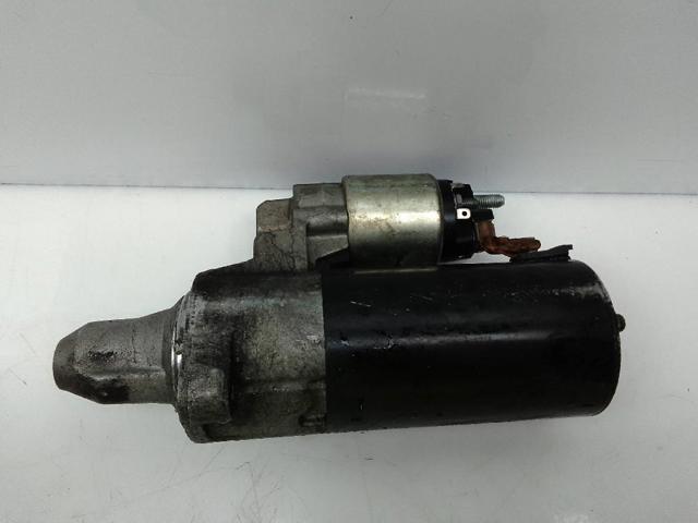 Motor de arranco A0061516101 MERCEDES