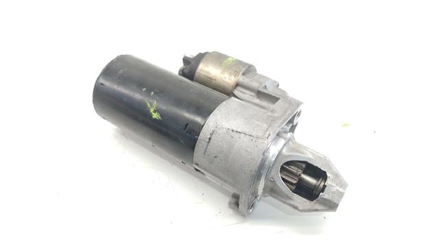 Motor de arranco A0061516101 MERCEDES