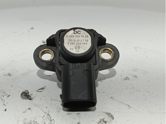 Sensor, pressão do coletor de admissão A0061531528