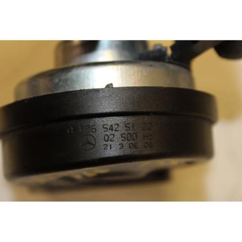 Sinal sonoro (cláxon) A0065425120 Mercedes