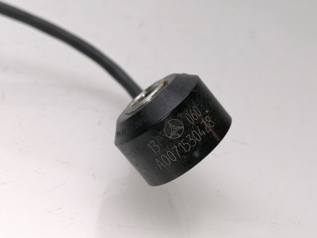 Sensor de detonação A0071530428 MERCEDES
