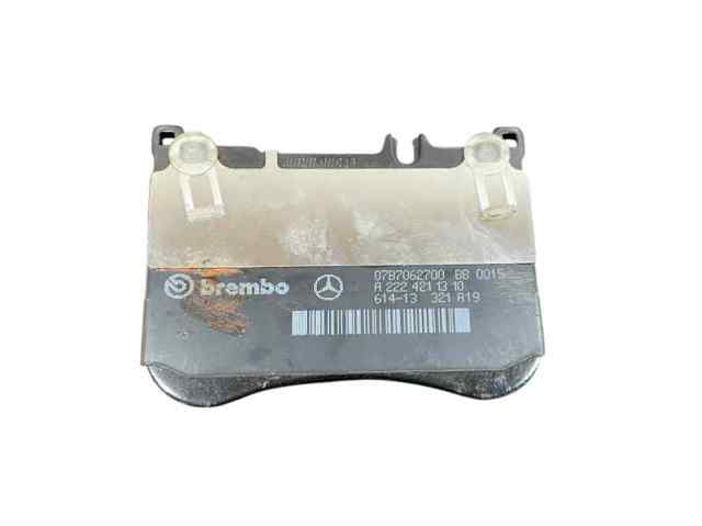 A0084200220 MERCEDES Передние тормозные колодки купить в Чернигов